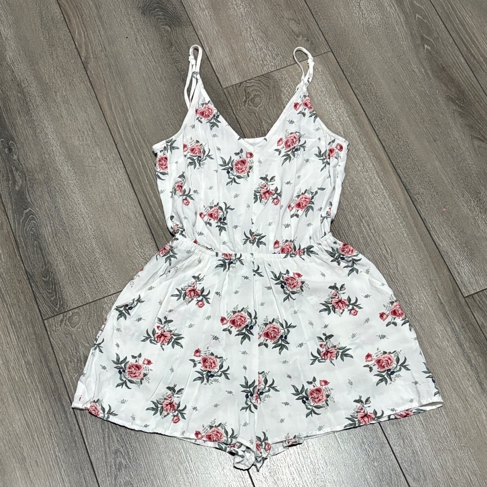 Divided White Jumpsuit with Pink Floral Pattern XS223